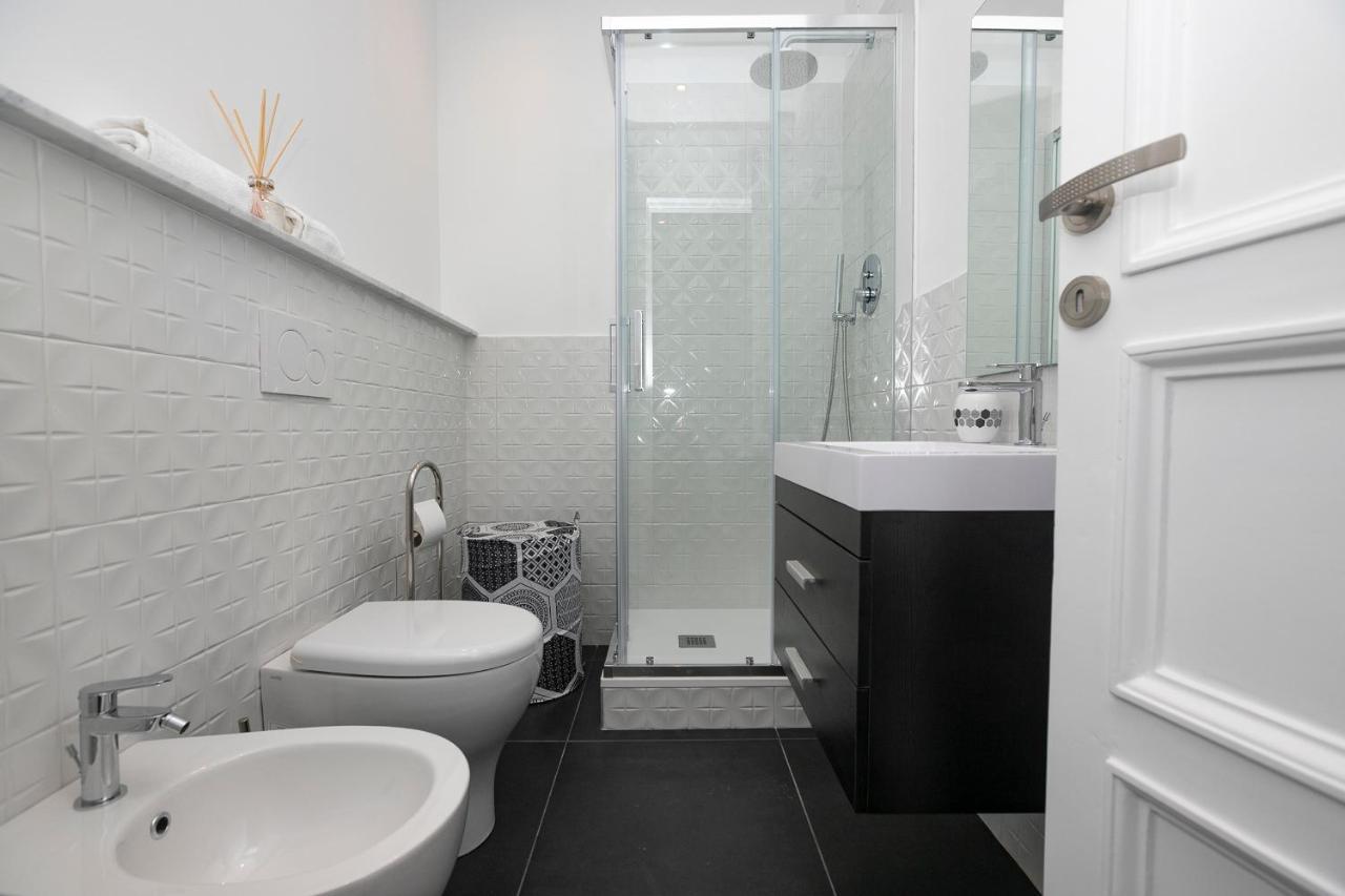 Real Italian Estate - Luxury Black&White Gênes Extérieur photo