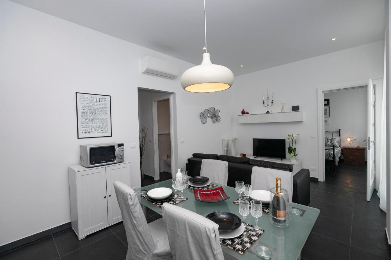 Real Italian Estate - Luxury Black&White Gênes Extérieur photo